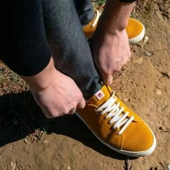 1083 SNEAKERS BASSES 912 Cuir Moutarde Unisexe -1083 boutique c 0030 912 moutarde